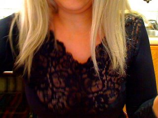 Nuotraukos HentaiXoX Share a tip, put love,write a nice comment ,party with me!muah squirt,double penetration at 594