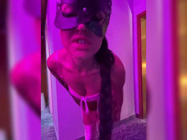 Transliacijos ekrano nuotraukos ShowTwins