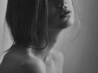 Erotinis vaizdo pokalbis marinne