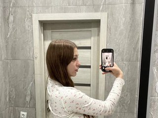 Erotinis vaizdo pokalbis Marlenbrion