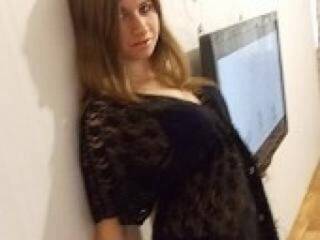 Erotinis vaizdo pokalbis marrllen