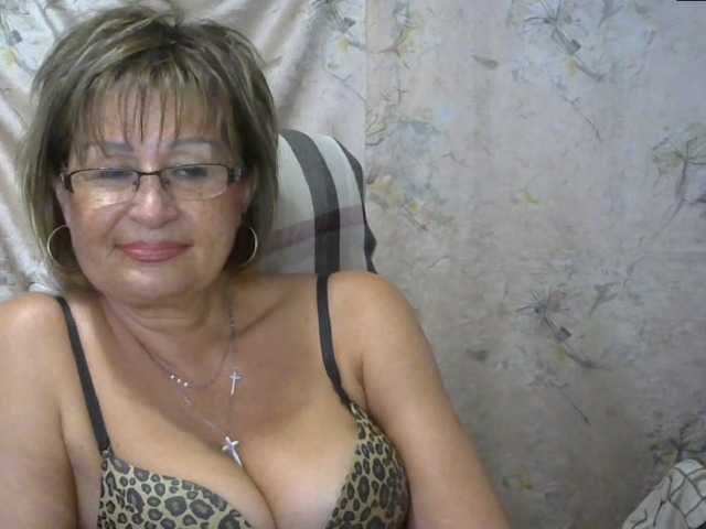 Nuotraukos MatureLissa Who want to see mature pussy ? pls for @total English and German