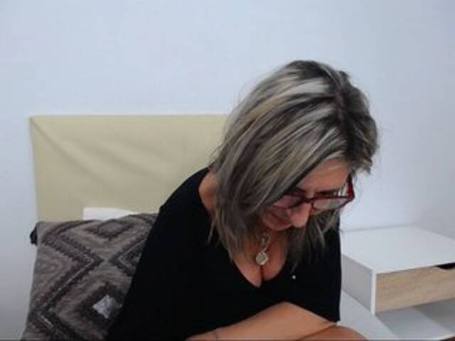 Transliacijos ekrano nuotraukos MatureMerryxx