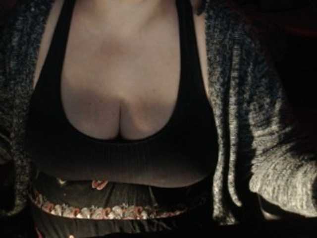 Nuotraukos mayalove4u lush its on ,15#tits 20 #ass 25 #pussy #lush on ,
