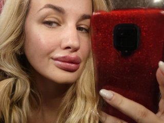 Erotinis vaizdo pokalbis MayaMonroe