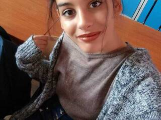 Erotinis vaizdo pokalbis MazikeenQueen