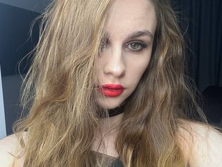 Erotinis vaizdo pokalbis MCfly-1