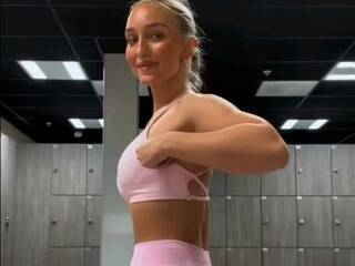 Erotinis vaizdo pokalbis VivienSabo