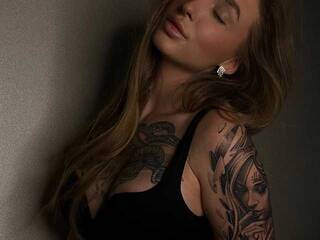 Erotinis vaizdo pokalbis AnlinaW