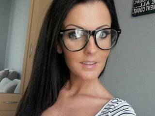 Erotinis vaizdo pokalbis MelanieAn