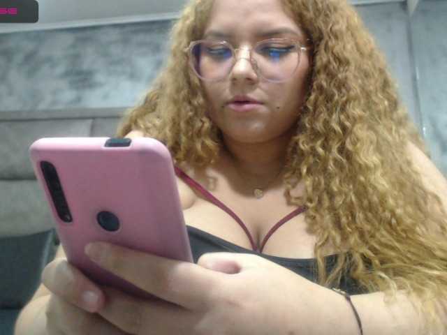 Transliacijos ekrano nuotraukos melanybusty