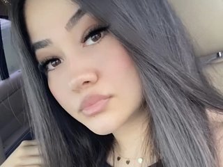 Erotinis vaizdo pokalbis Meleim