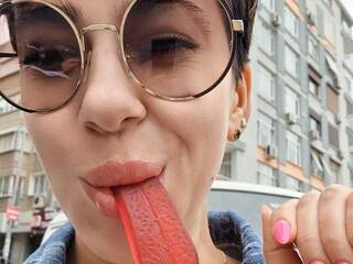 Erotinis vaizdo pokalbis MelisDark