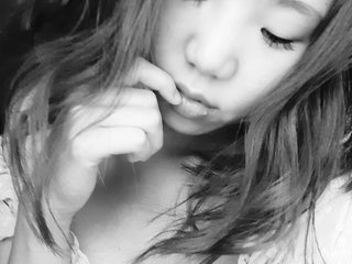 Erotinis vaizdo pokalbis Mellobal