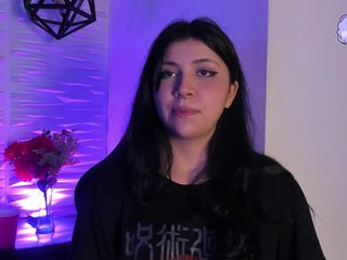 Erotinis vaizdo pokalbis Melody-Black