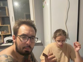 Erotinis vaizdo pokalbis meow-10