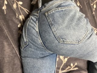 Erotinis vaizdo pokalbis Meow-miu