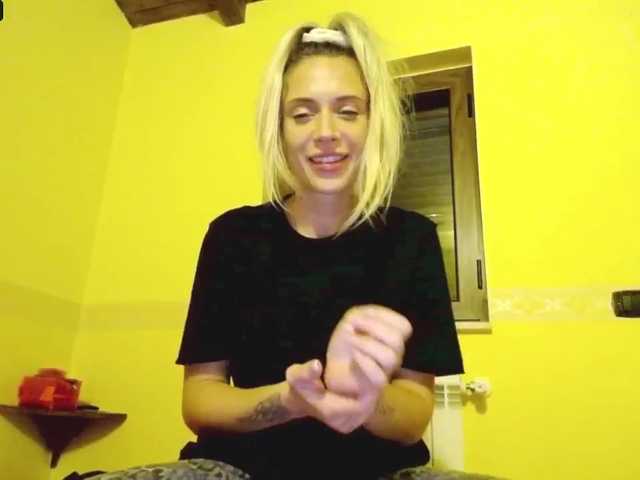 Transliacijos ekrano nuotraukos MerryBaby