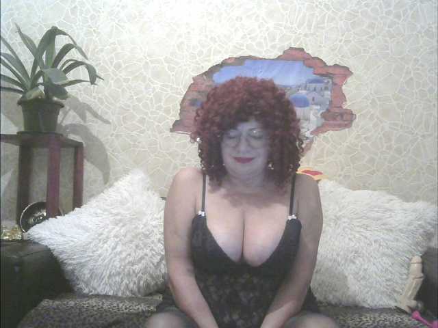 Nuotraukos MerryBerry7 ass 20 boobs 30 pussy 80 all naked 120 open cam 10