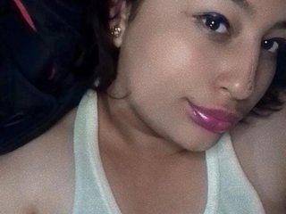 Erotinis vaizdo pokalbis METAMOMSEXX