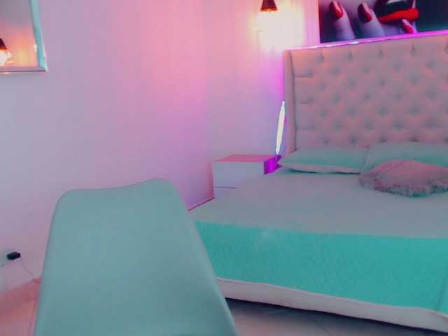 Nuotraukos mia-candyh Hello my loves, welcome to my room .... ready to have fun. ??