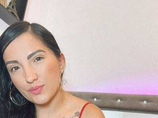 Erotinis vaizdo pokalbis mia-collinns