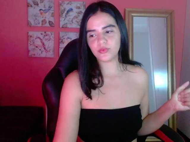 Nuotraukos mia-collins Hi guys, thanks to all the people who support my show with tkns, I'm a Latina woman, with a huge bush in my pussy, armpits and anus, if you love natural women I know you'll like it! Please, before using my tip menu, use my Pm or write me in public