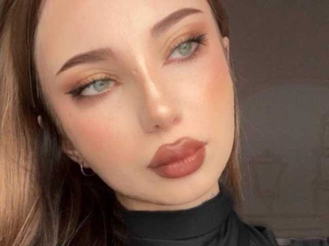 Profilio nuotrauka Mia-Luv