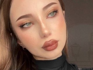 Erotinis vaizdo pokalbis Mia-Luv