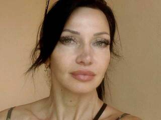 Erotinis vaizdo pokalbis MiaAmour