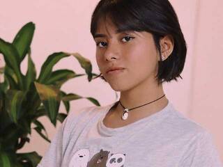 Erotinis vaizdo pokalbis Miaavm