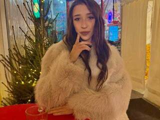 Erotinis vaizdo pokalbis Miakhaliifa