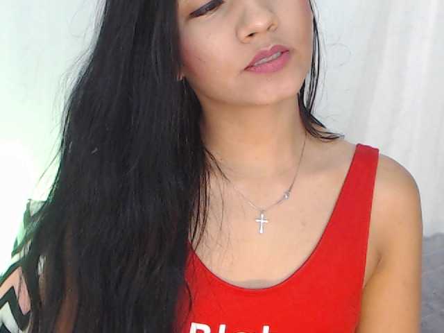 Transliacijos ekrano nuotraukos MiaKlein