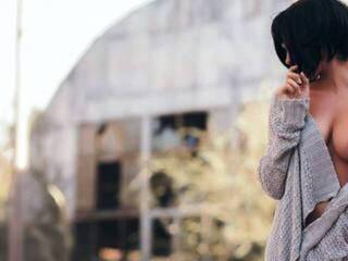 Erotinis vaizdo pokalbis mialink