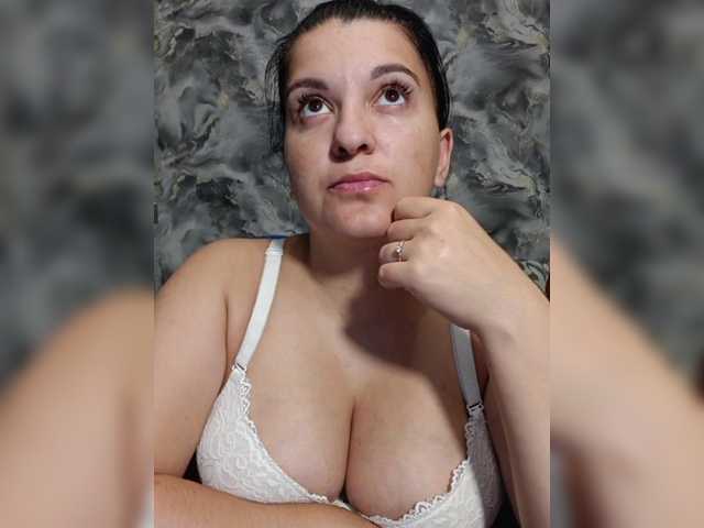 Transliacijos ekrano nuotraukos MIALovexXx