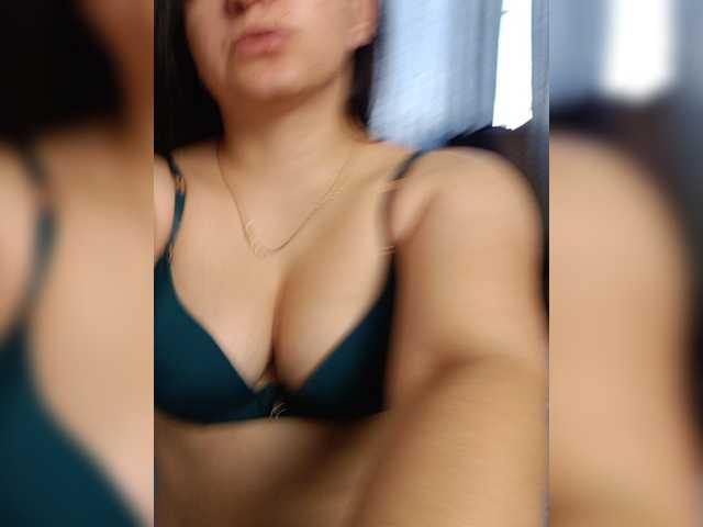 Transliacijos ekrano nuotraukos MIALovexXx