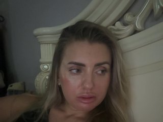 Erotinis vaizdo pokalbis MiaMiss