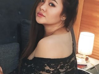 Erotinis vaizdo pokalbis MiaOliviaHermosa