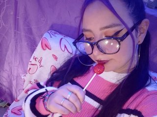 Erotinis vaizdo pokalbis MiaSmiith