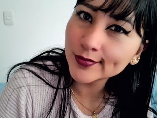 Erotinis vaizdo pokalbis mielblue