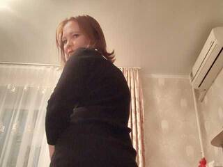 Erotinis vaizdo pokalbis MikaAhNiks