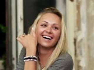 Erotinis vaizdo pokalbis mikaxs