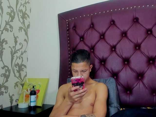 Transliacijos ekrano nuotraukos MikeAndSahsa