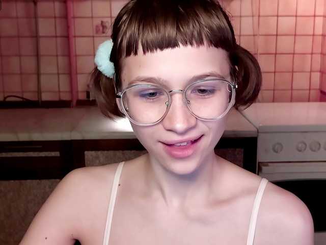Transliacijos ekrano nuotraukos MiKiKuu