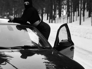 Erotinis vaizdo pokalbis MIKINK