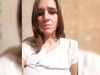 Erotinis vaizdo pokalbis Mila-1