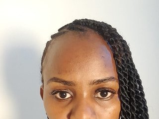 Erotinis vaizdo pokalbis Miladoll