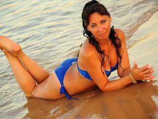 Erotinis vaizdo pokalbis MilaMilfa