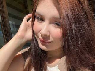 Erotinis vaizdo pokalbis Milana-Lavv