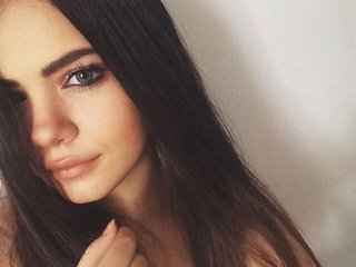 Erotinis vaizdo pokalbis MilenaCat